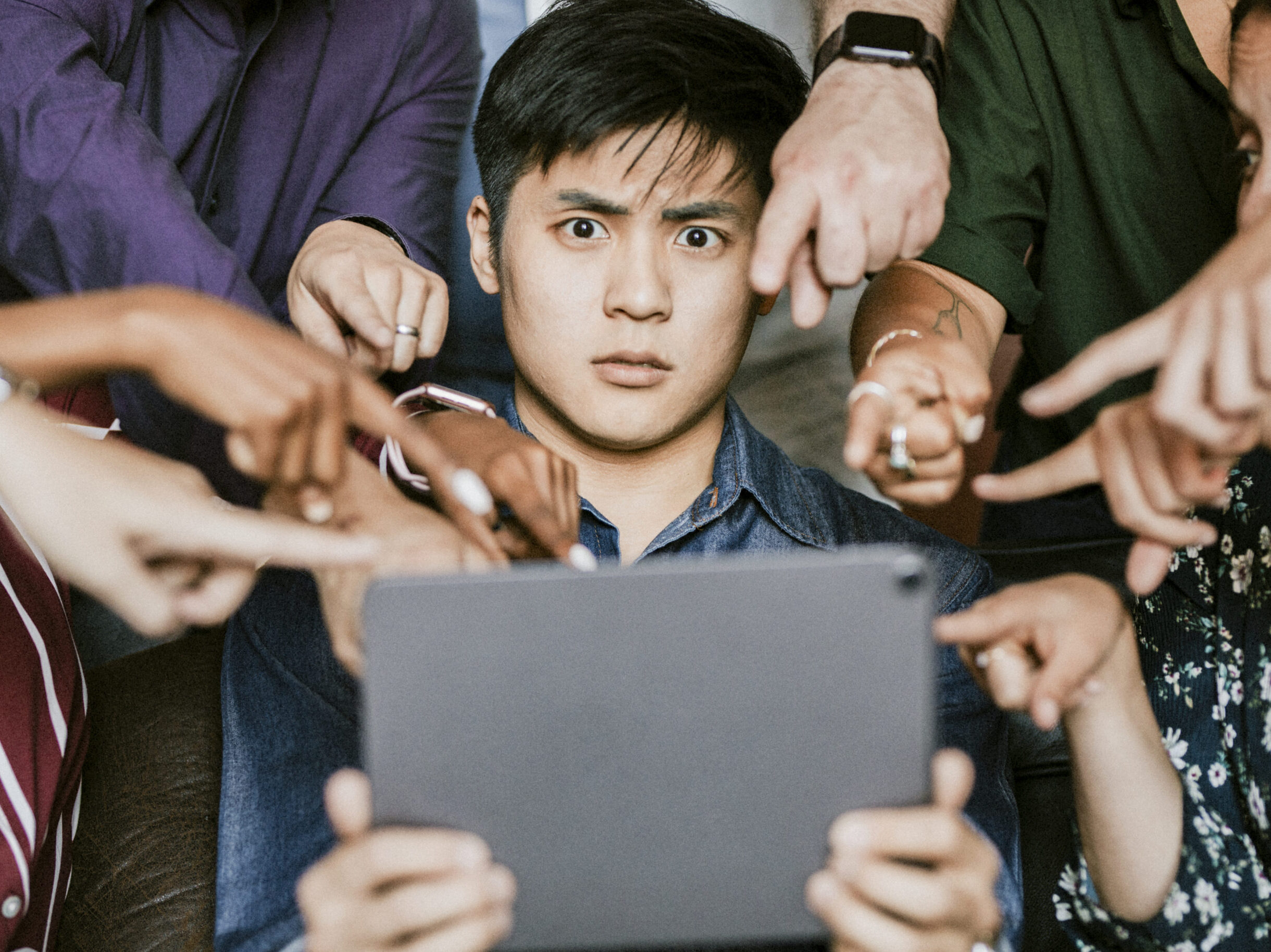 cara fokus di tengah distraksi digital