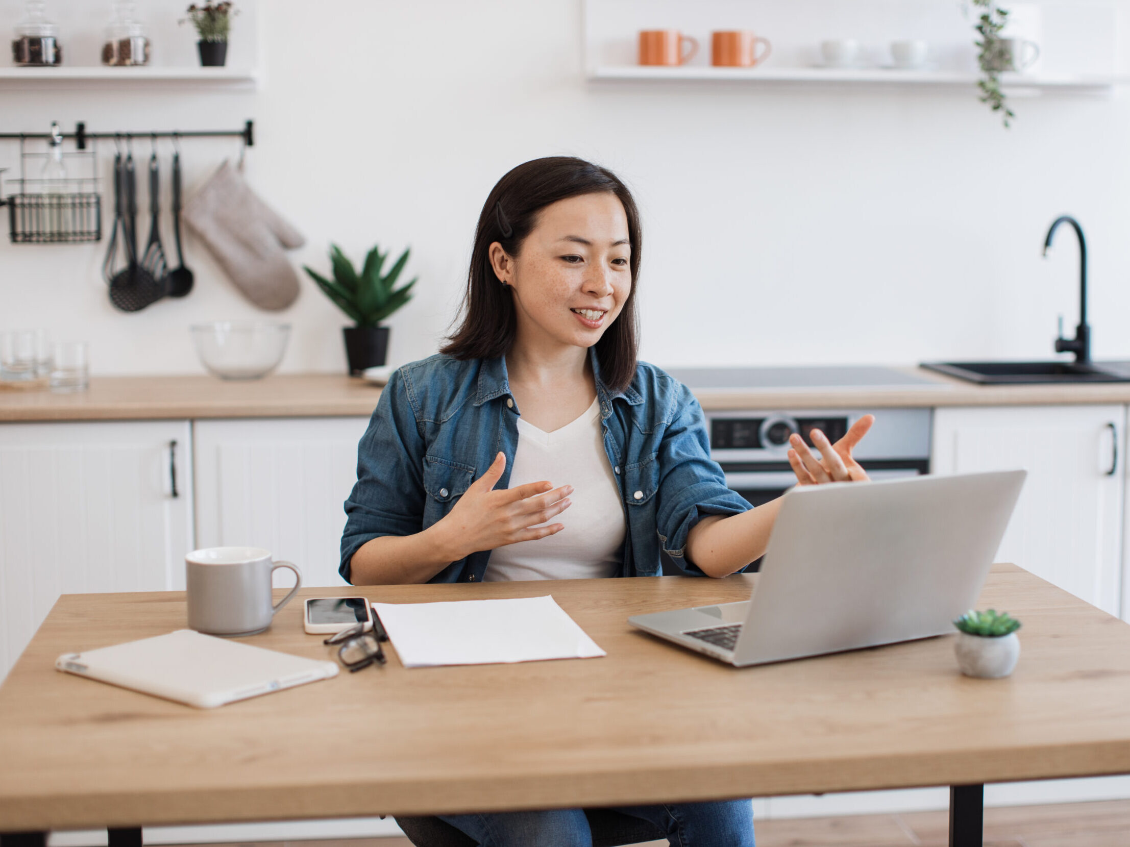 cara atur kerja remote biar tetap fokus