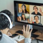 cara ngejaga fokus saat meeting online