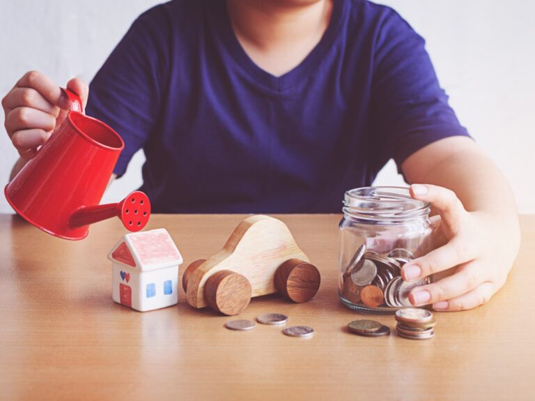 beda menabung dan investasi